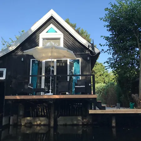 Bootshaus Mecklenburg In Am Inselsee