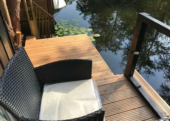 Bootshaus Mecklenburg In Am Inselsee * Güstrow